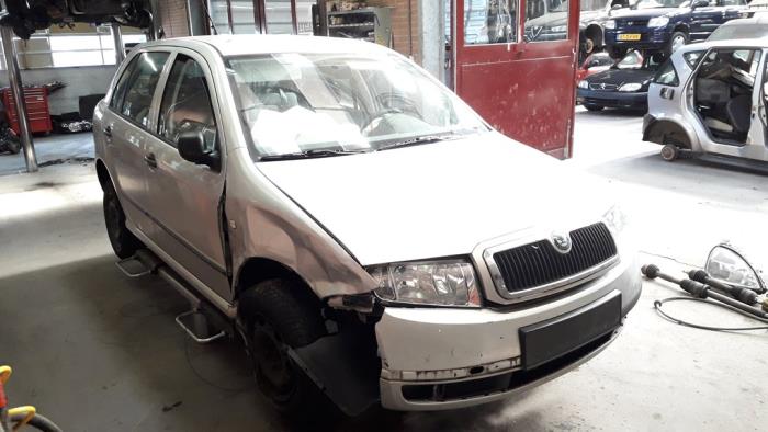 Skoda Fabia 1.2 Sloopvoertuig (2002, Grijs)