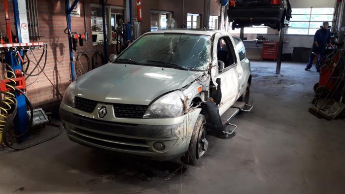 Renault Clio II 1.2 Societe Sloopvoertuig (2002, Grijs)