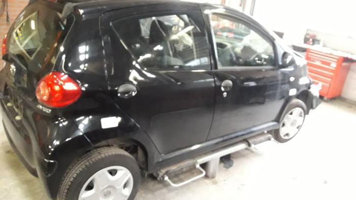 Toyota Aygo 1.0 12V VVT-i Sloopvoertuig (2008, Zwart)