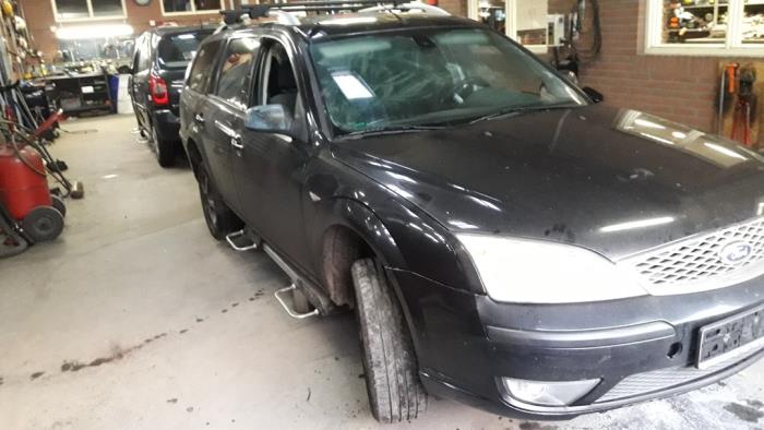 Ford Mondeo III Wagon 2.0 TDCi 130 16V Sloopvoertuig (2006, Zwart)