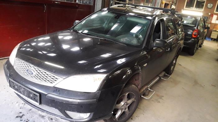 Ford Mondeo III Wagon 2.0 TDCi 130 16V Sloopvoertuig (2006, Zwart)