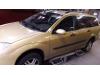 Ford Focus 1 Wagon 1.6 16V Sloopvoertuig (2000, Geel)