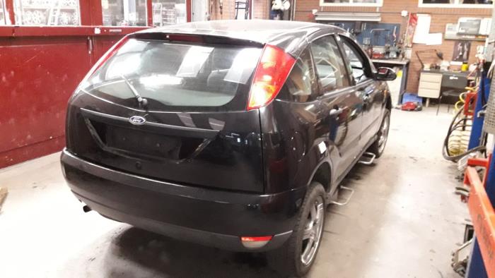 Ford Focus 1 1.6 16V Sloopvoertuig (1999, Zwart)