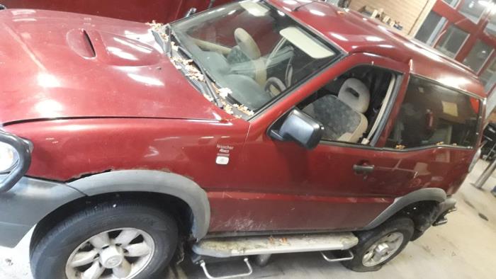 Nissan Terrano II 2.7 TDi Sloopvoertuig (2001, Rood)