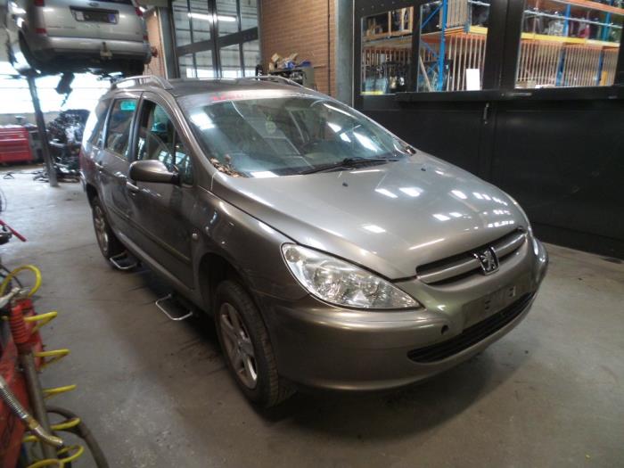Peugeot 307 SW 2.0 16V Sloopvoertuig (2003, Grijs)