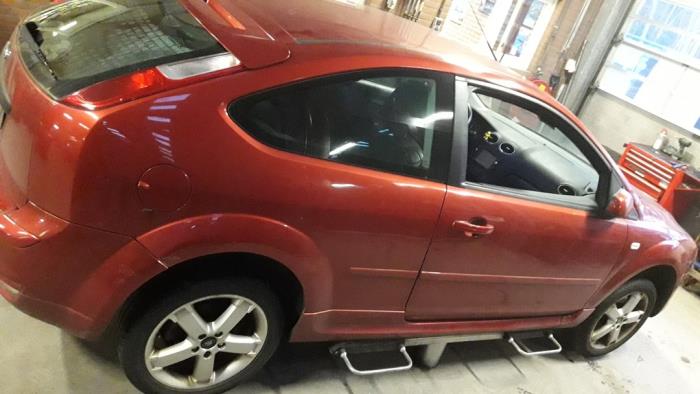 Ford Focus 2 1.8 TDCi 16V Sloopvoertuig (2006, Oranje)