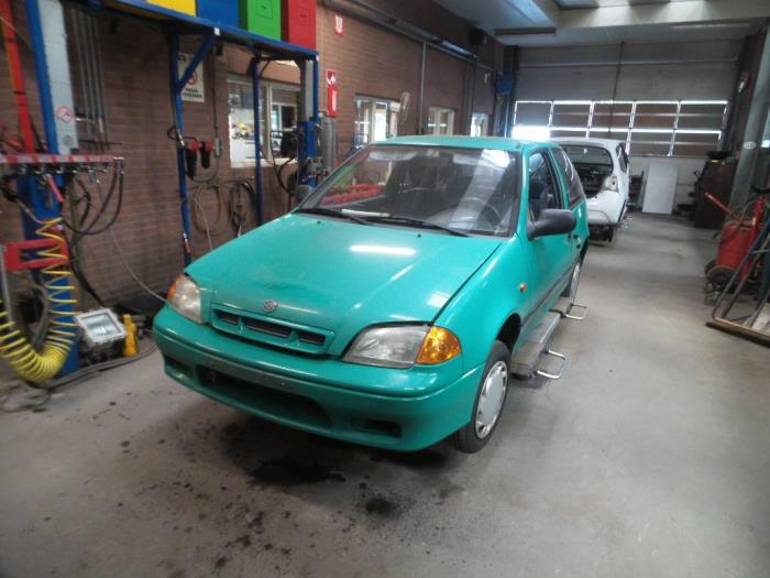 Suzuki Swift 1.3i 16V Sloopvoertuig (2000, Groen)