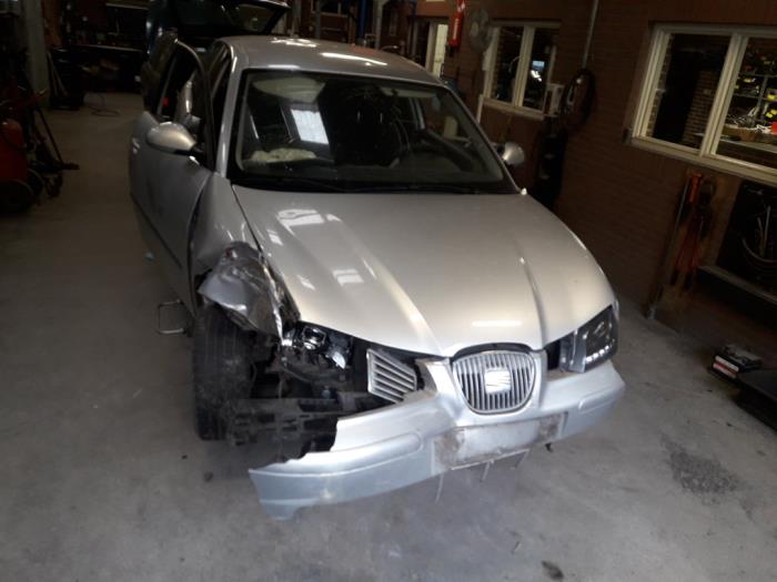 Seat Ibiza III 1.4 16V 100 Sloopvoertuig (2004, Grijs)