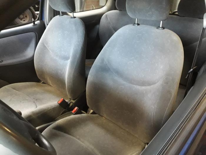 Toyota Yaris 1.3 16V VVT-i Sloopvoertuig (2000, Blauw)