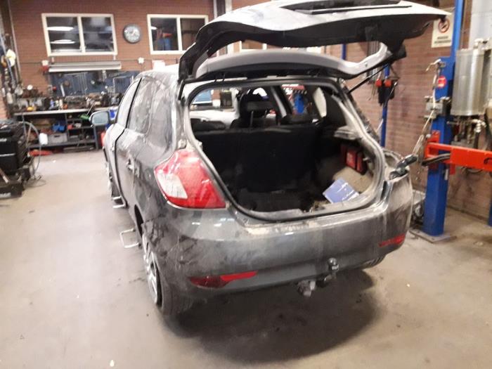 Kia Cee'd 1.6 CRDi 16V Sloopvoertuig (2011, Grijs)