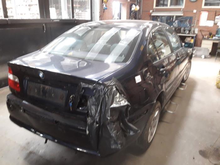 BMW 3 serie 316i Sloopvoertuig (2002, Blauw)