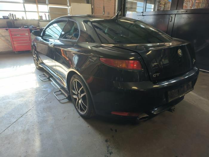 Alfa Romeo GT 2.0 JTS 16V Sloopvoertuig (2007, Zwart)