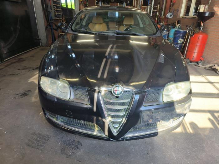 Alfa Romeo GT 2.0 JTS 16V Sloopvoertuig (2007, Zwart)