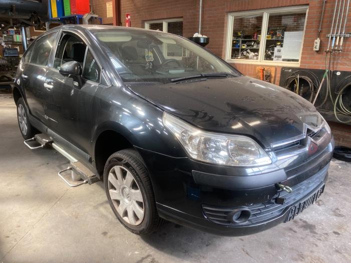 Citroen C4 Berline 1.4 16V Sloopvoertuig (2006, Zwart)