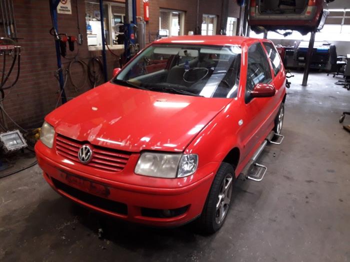 Volkswagen Polo III 1.4 16V 75 Sloopvoertuig (2001, Rood)