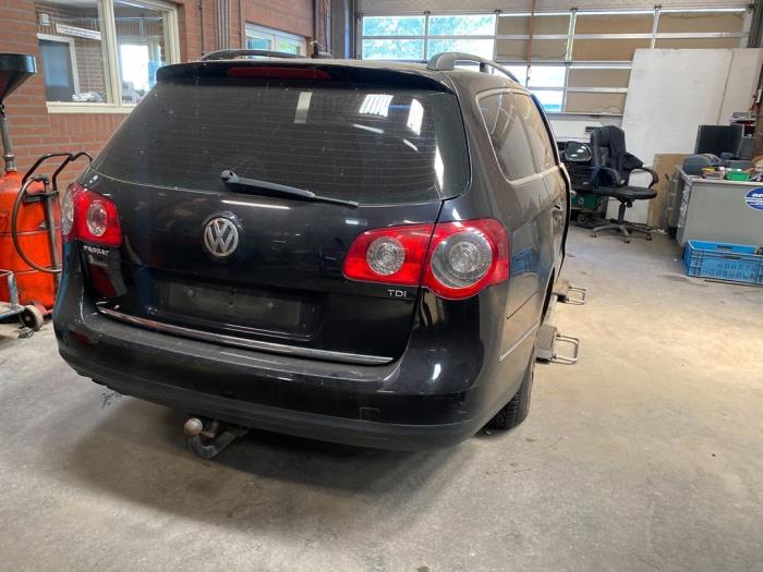 Volkswagen Passat Variant 1.9 TDI Sloopvoertuig (2007, Zwart)