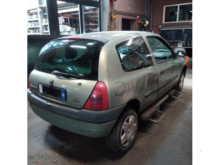 Renault Clio II 1.2 Sloopvoertuig (2000, Grijs)
