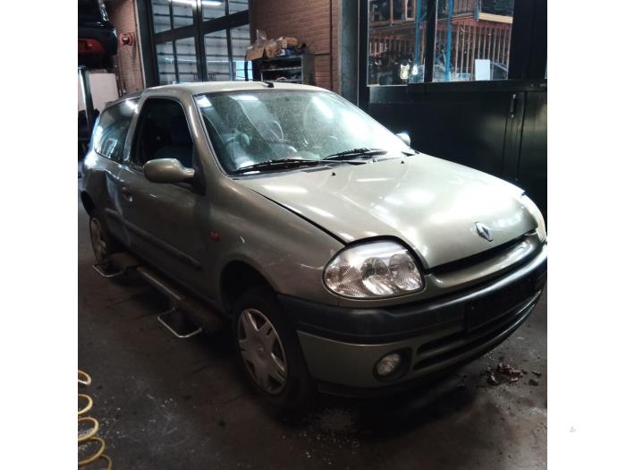 Renault Clio II 1.2 Sloopvoertuig (2000, Grijs)