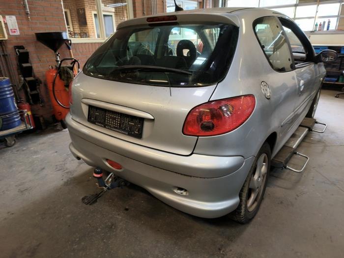 Peugeot 206 1.4 16V Sloopvoertuig (2003, Grijs)