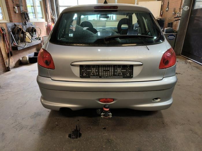 Peugeot 206 1.4 16V Sloopvoertuig (2003, Grijs)