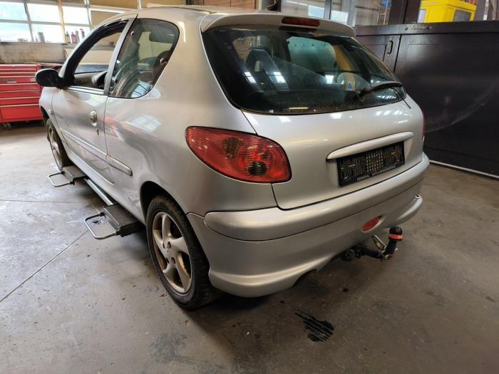 Peugeot 206 1.4 16V Sloopvoertuig (2003, Grijs)
