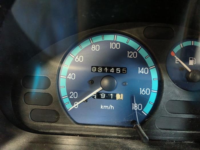 Daewoo Matiz 1.0 Sloopvoertuig (2004, Beige)