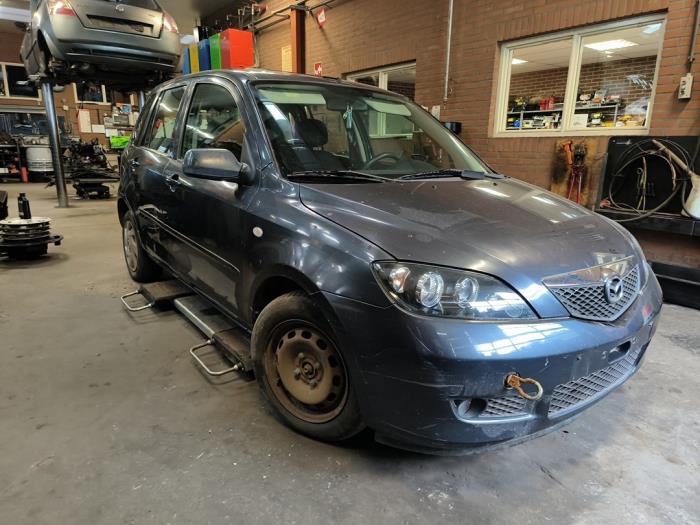 Mazda 2 1.4 16V Sloopvoertuig (2006, Grijs)