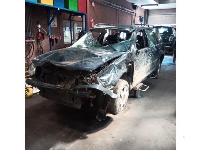 Volkswagen Golf IV Variant 1.9 TDI 90 Sloopvoertuig (2000, Zwart)