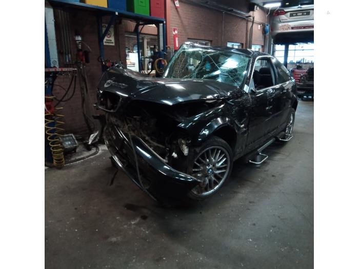 BMW 3 serie 320 Ci 24V Sloopvoertuig (2002, Zwart)