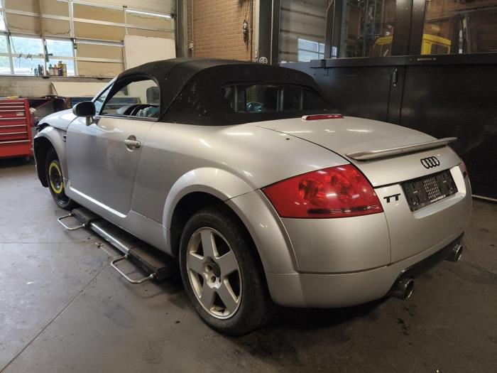 Audi TT Roadster 1.8 20V Turbo Sloopvoertuig (2000, Grijs)