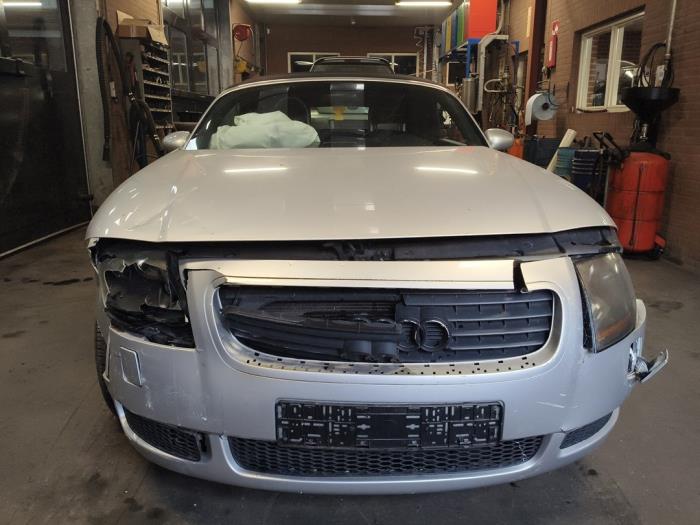 Audi TT Roadster 1.8 20V Turbo Sloopvoertuig (2000, Grijs)