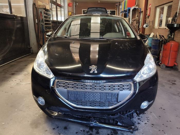 Peugeot 208 I 1.0 Vti 12V PureTech Sloopvoertuig (2013, Zwart)