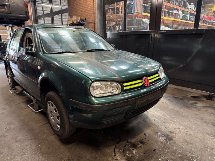 Volkswagen Golf IV 1.6 Sloopvoertuig (2000, Groen)