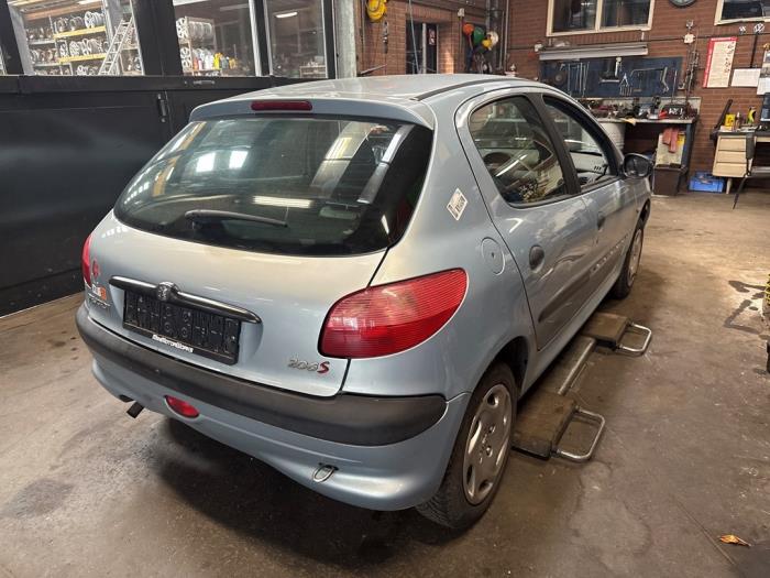 Peugeot 206 1.4 XR,XS,XT,Gentry Sloopvoertuig (2002, Grijs)