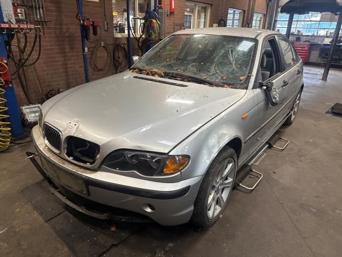 BMW 3 serie 318i 16V Sloopvoertuig (2004, Grijs)