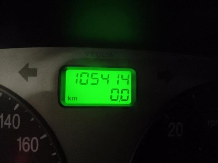 Lancia Lybra 1.9 JTD Sloopvoertuig (2002, Grijs)