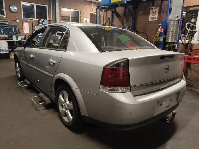 Opel Vectra C GTS 2.2 DIG 16V Sloopvoertuig (2004, Grijs)