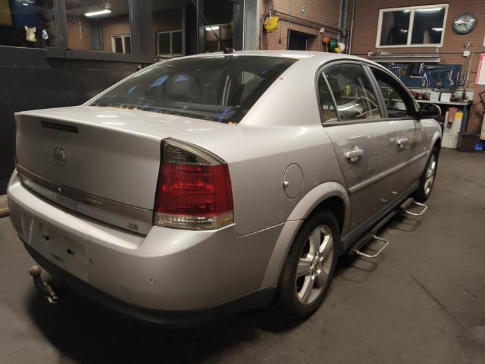 Opel Vectra C GTS 2.2 DIG 16V Sloopvoertuig (2004, Grijs)