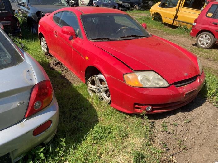 Hyundai Coupe 2.7 V6 24V Sloopvoertuig (2002, Rood)