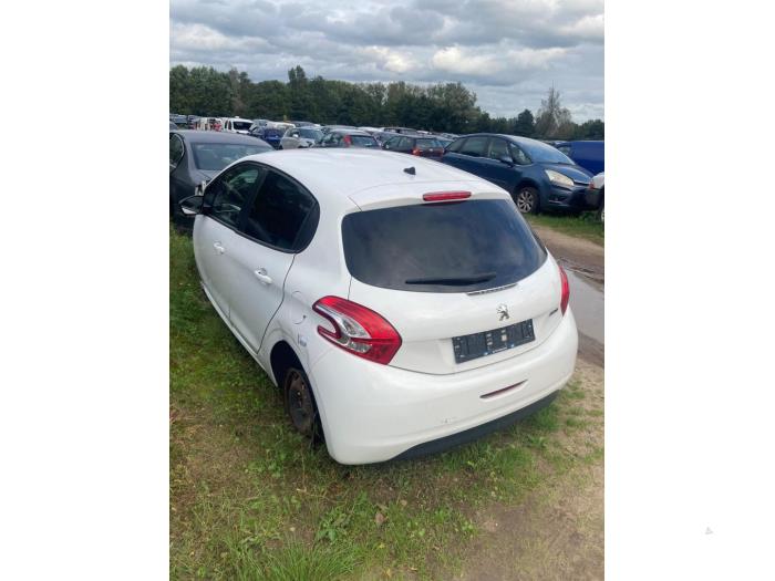 Peugeot 208 I 1.2 Vti 12V PureTech 82 Sloopvoertuig (2014, Wit)