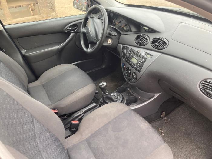 Ford Focus 1 1.4 16V Sloopvoertuig (2002, Blauw)