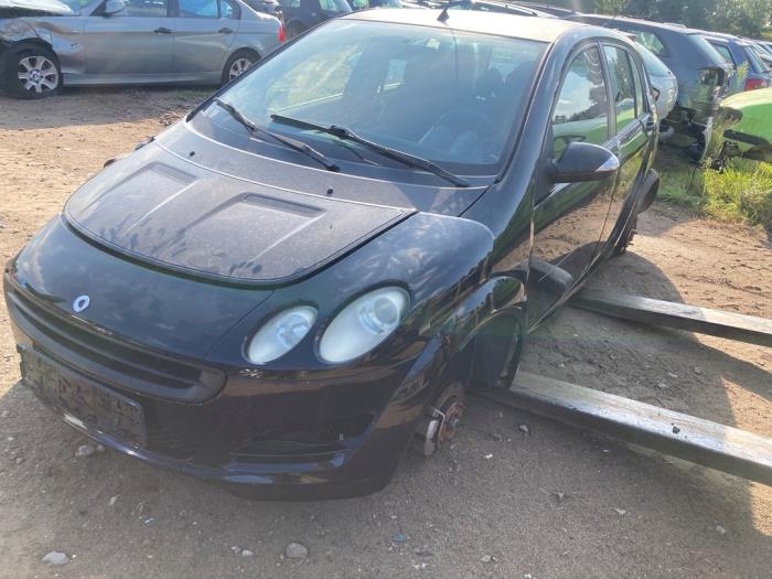 Smart Forfour 1.1 12V Sloopvoertuig (2004, Zwart)