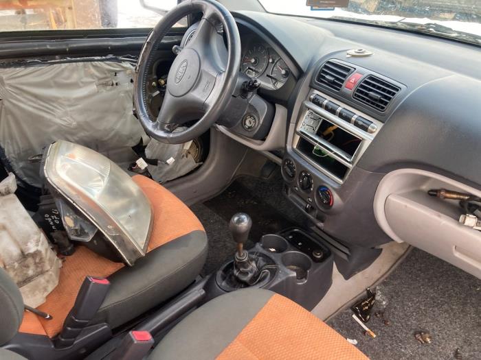 Kia Picanto 1.1 12V Sloopvoertuig (2005, Zwart)