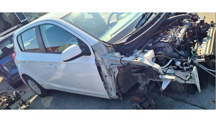 Hyundai i20 1.4 CRDi 16V Sloopvoertuig (2013)