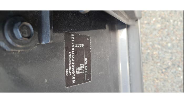 Opel Insignia Sports Tourer 1.4 Turbo 16V Ecotec Sloopvoertuig (2012, Grijs)