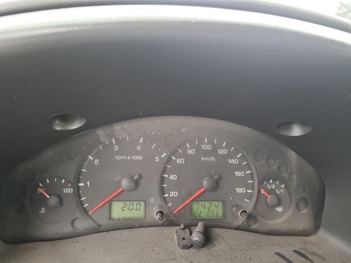 Ford Transit 2.0 TDdi 16V Sloopvoertuig (2006, Wit)