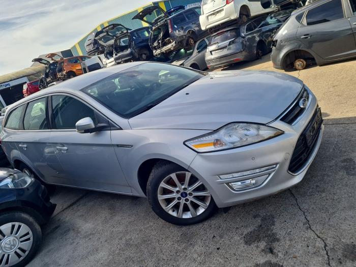 Ford Mondeo IV Wagon 2.0 TDCi 140 16V Sloopvoertuig (2014, Grijs)