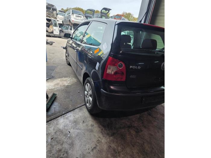 Volkswagen Polo IV 1.2 12V Sloopvoertuig (2003, Zwart)