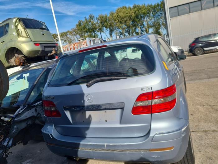 Mercedes B-Klasse Sloopvoertuig (2006, Licht, Blauw)