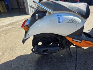 Sym Mio Scooter (Sloopvoertuig, 2011)